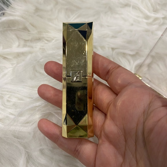 Faces Canada .benefit cosmetics lipstick and milani blush palette - Picture 4 of 9